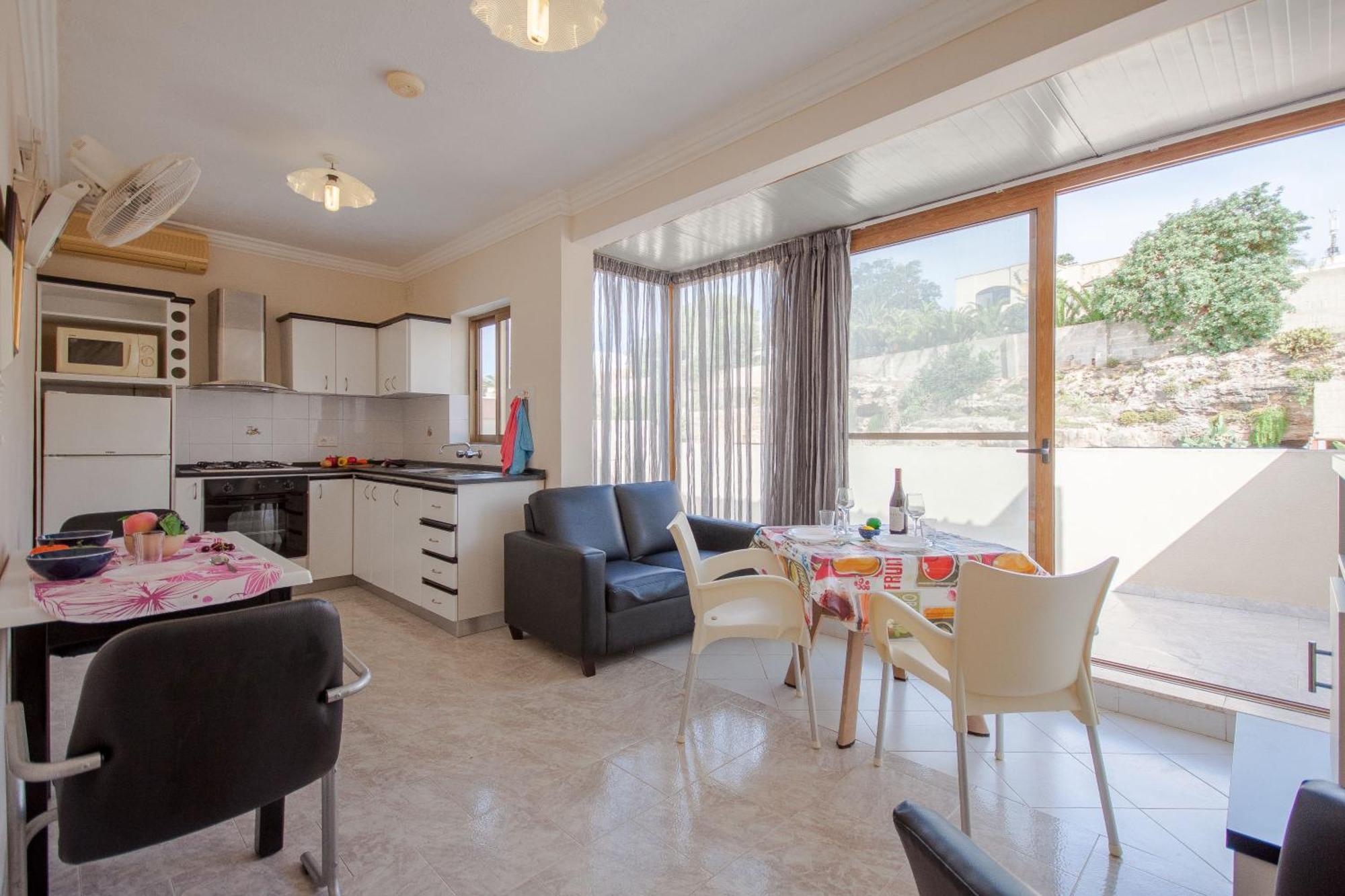 Pool & Sea Merill Apartments Mellieħa Habitación foto